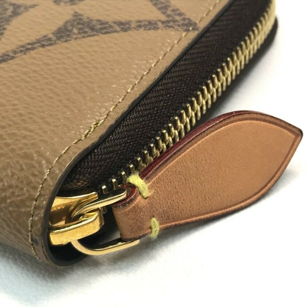 LOUIS VUITTON M67687 Monogram Giant Zippy Wallet - Picture 6 of 10